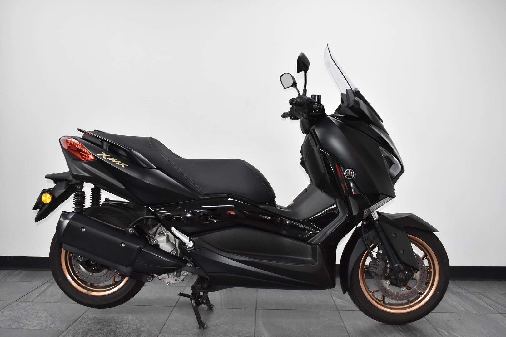 2022 YAMAHA XMAX 300 (CZD300A) SCOOTER