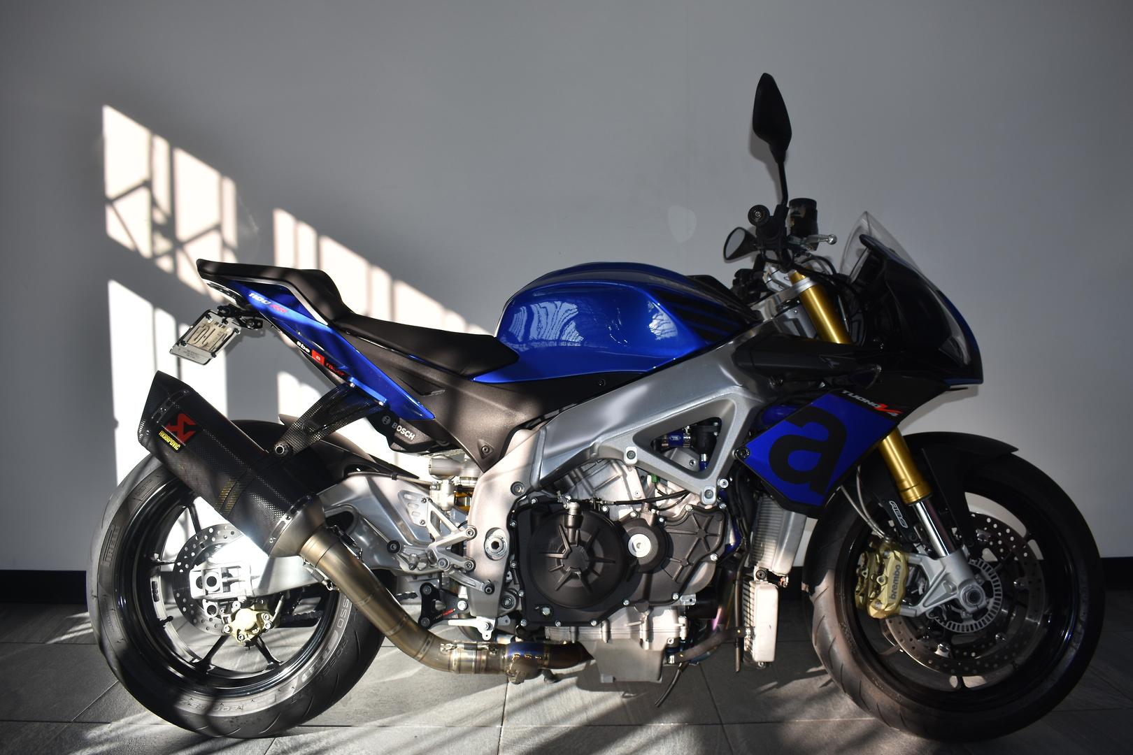 2015 APRILIA TUONO V4 1100 RR SPORTS