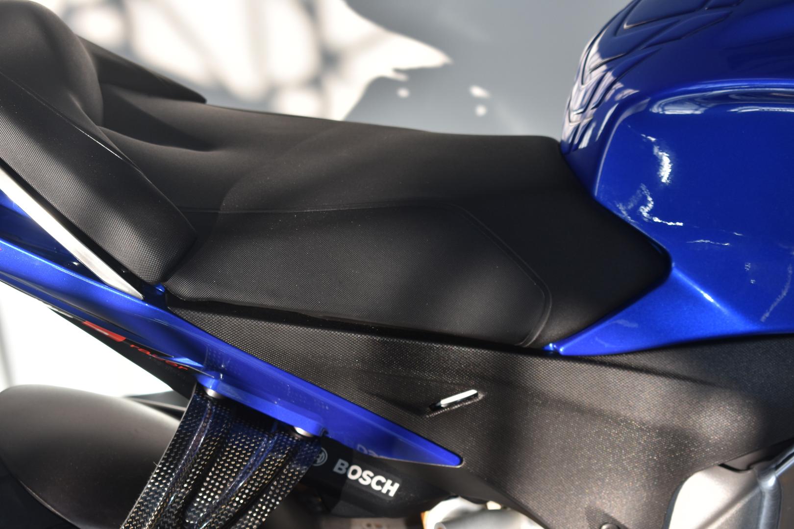 2015 APRILIA TUONO V4 1100 RR SPORTS