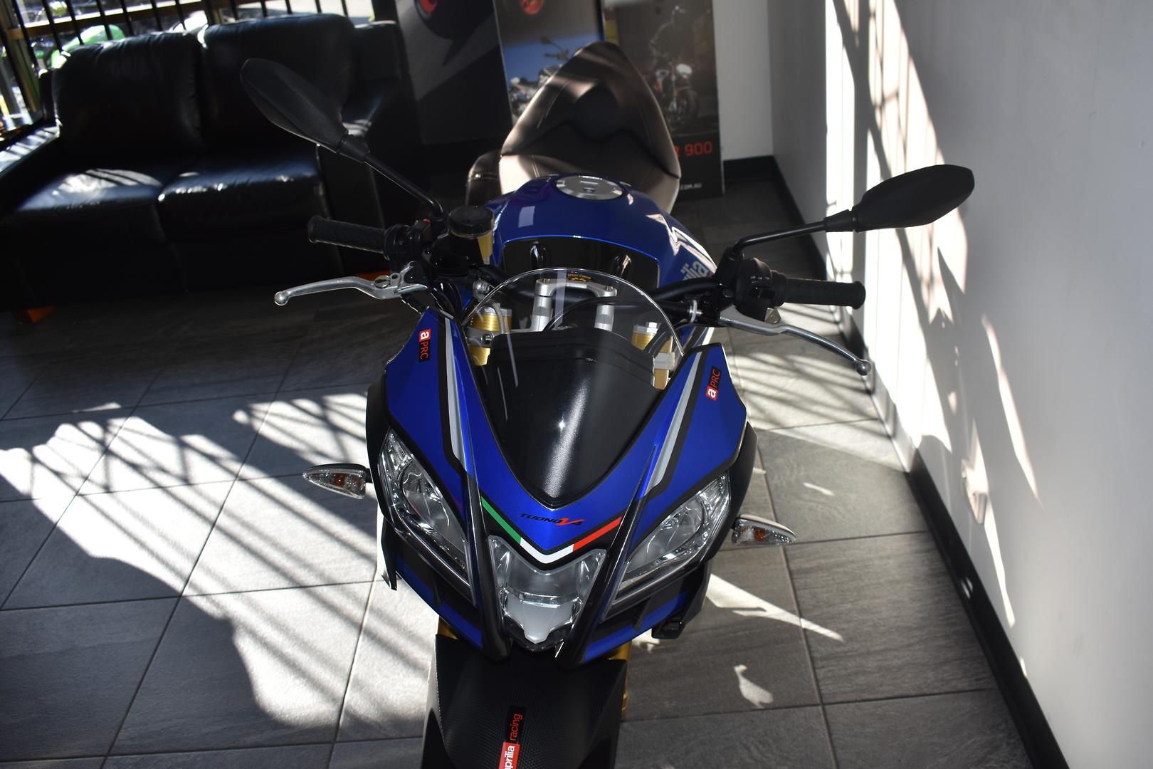 2015 APRILIA TUONO V4 1100 RR SPORTS