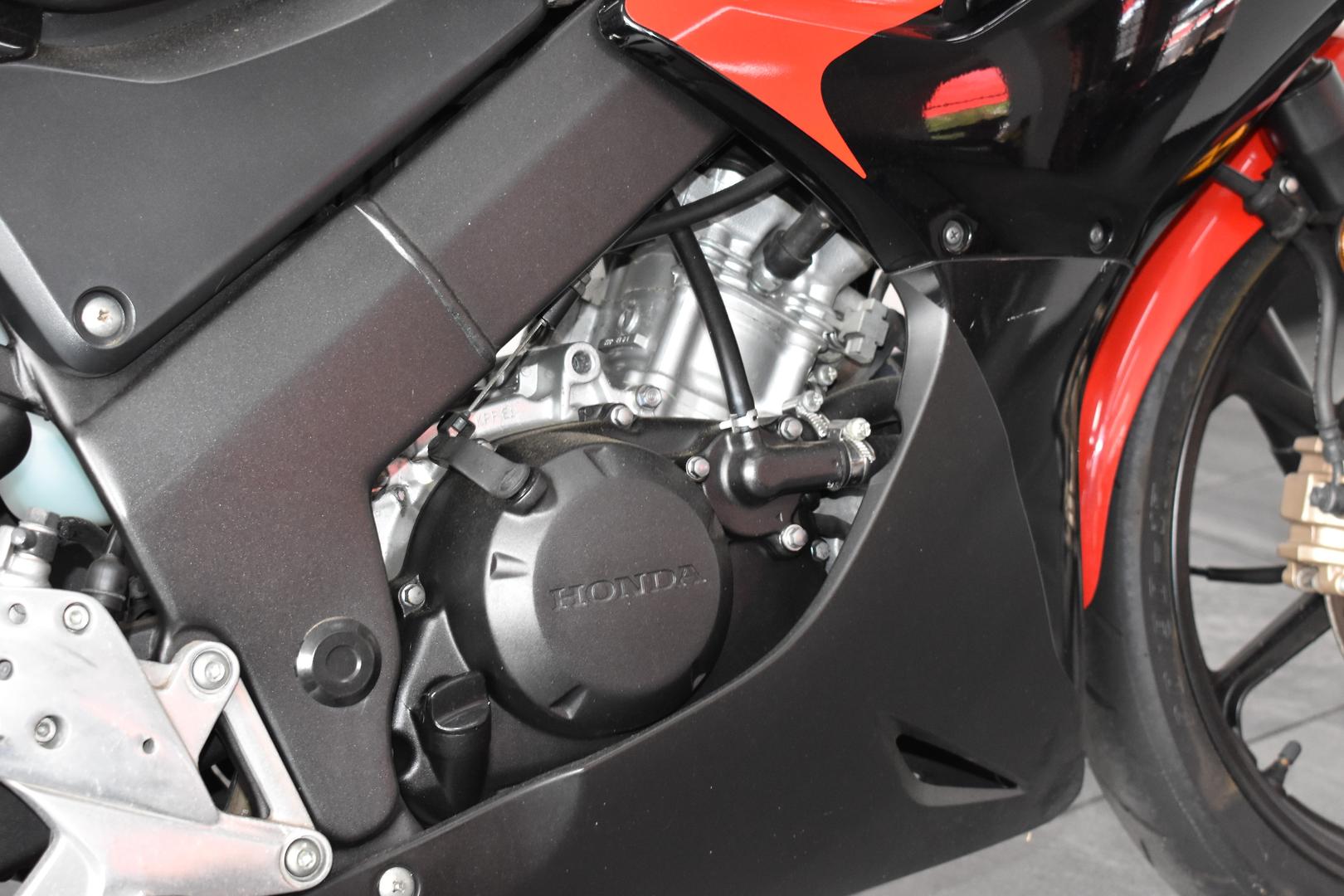 2008 HONDA CBR125R SPORTS