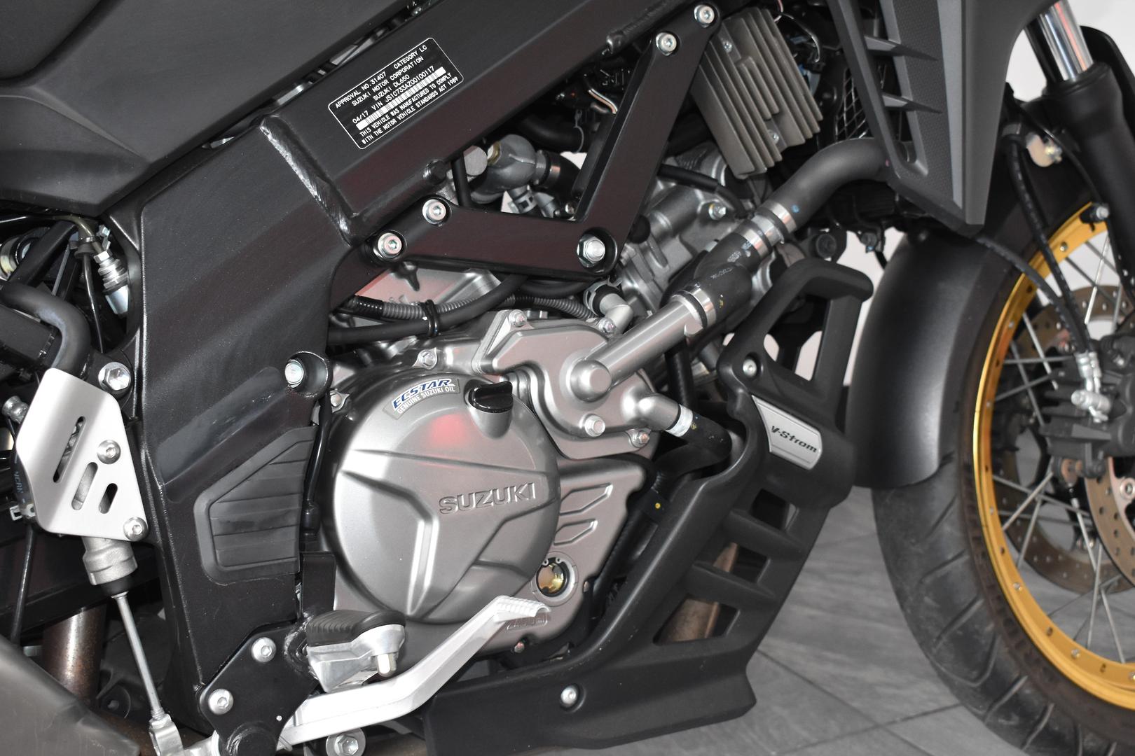 2017 SUZUKI V-STROM 650XT (DL650XA) DUAL SPORTS