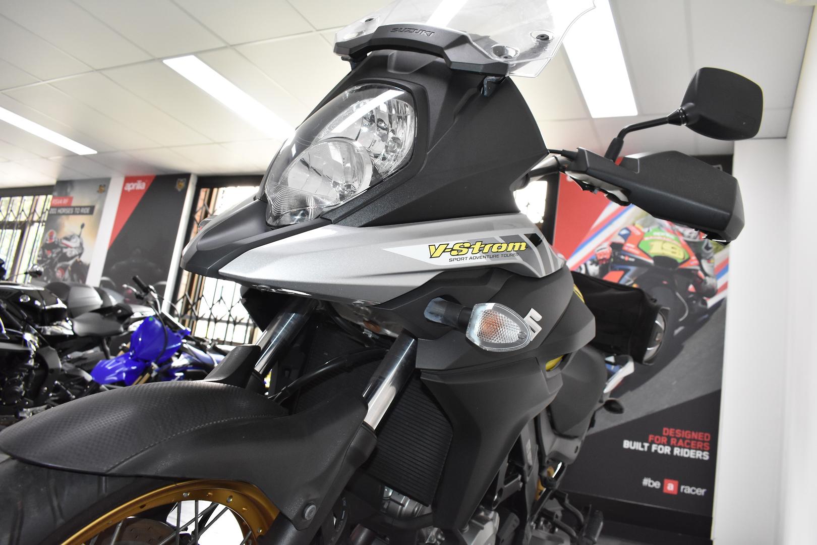 2017 SUZUKI V-STROM 650XT (DL650XA) DUAL SPORTS