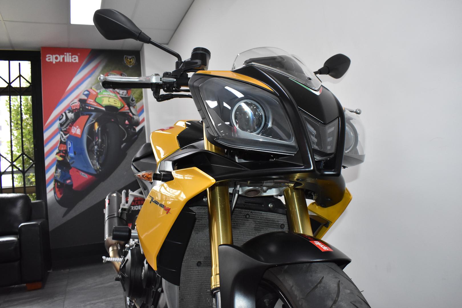 2012 APRILIA TUONO V4 R SPORTS