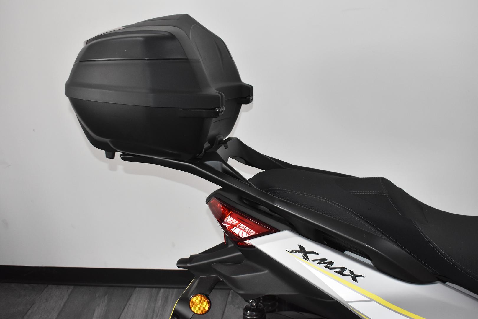 2023 YAMAHA XMAX 300 (CZD300A) SCOOTER