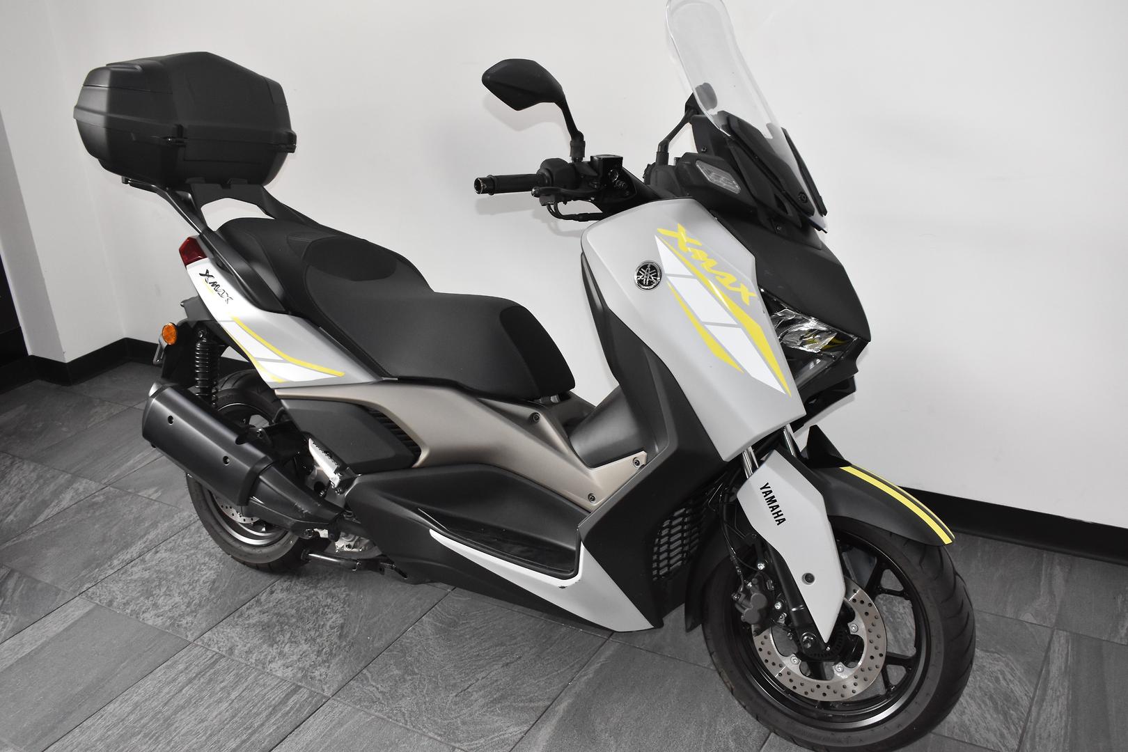 2023 YAMAHA XMAX 300 (CZD300A) SCOOTER