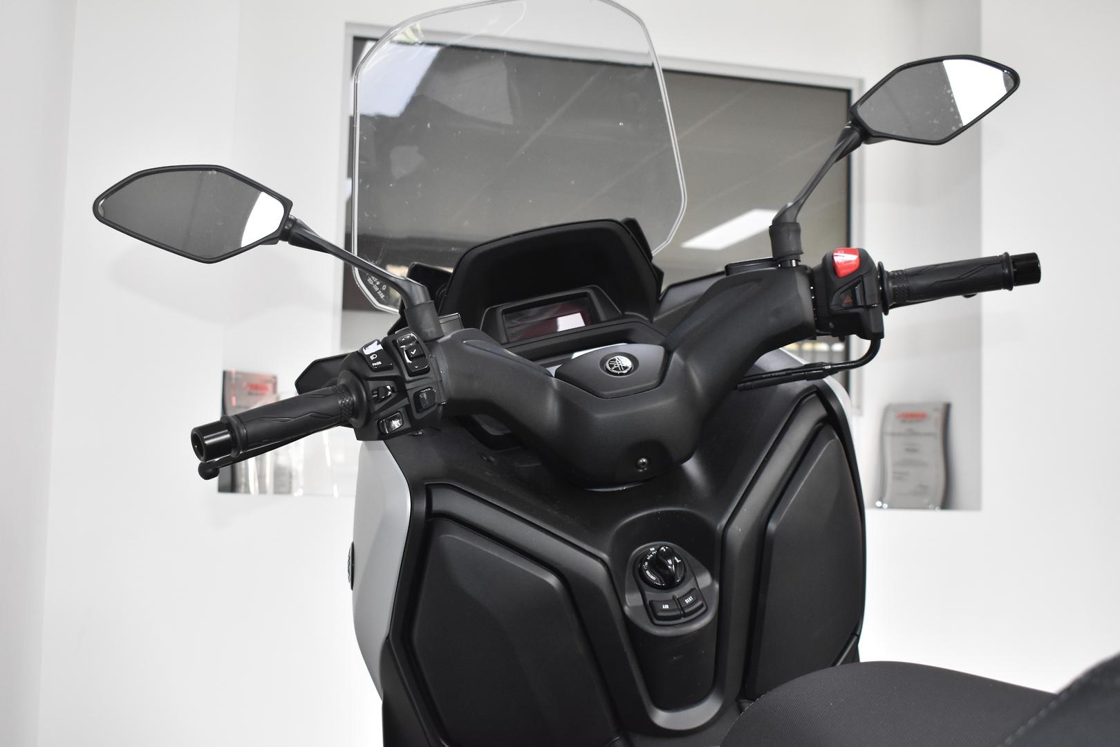 2023 YAMAHA XMAX 300 (CZD300A) SCOOTER