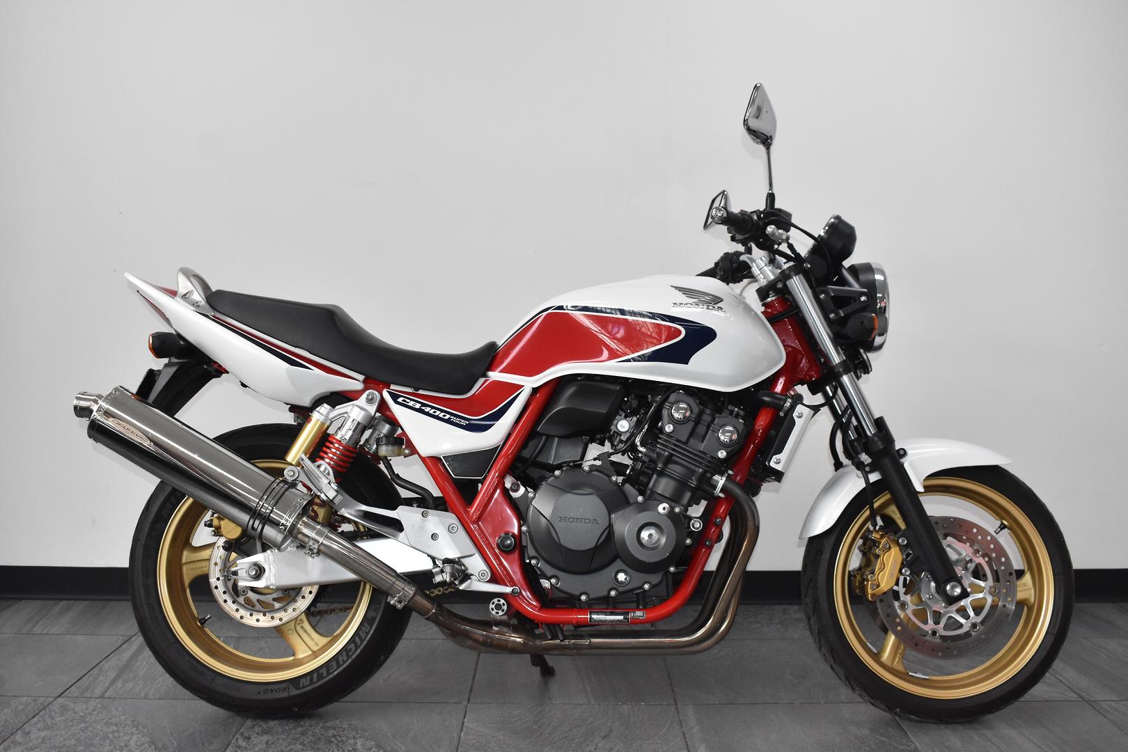 2011 HONDA CB400 ROAD