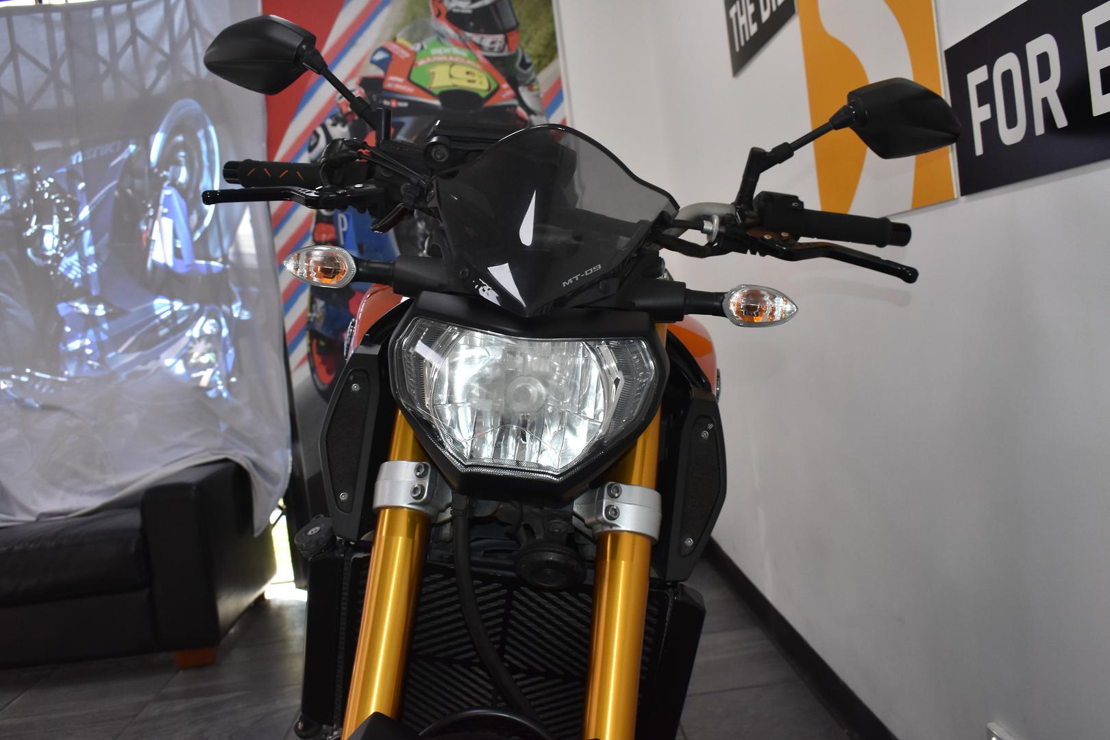 2015 YAMAHA MT-09 SPORTS