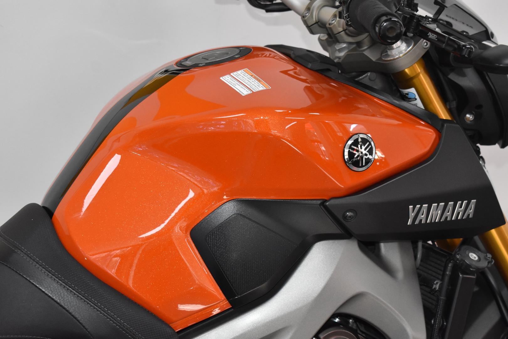 2015 YAMAHA MT-09 SPORTS