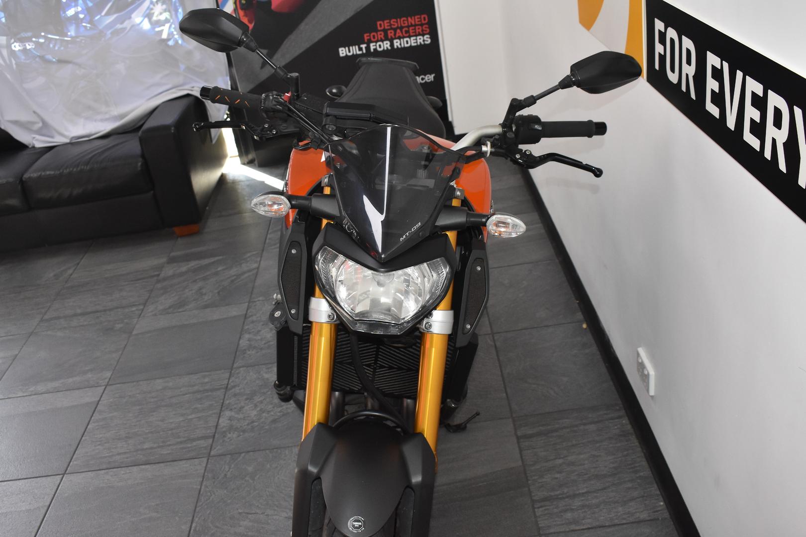 2015 YAMAHA MT-09 SPORTS