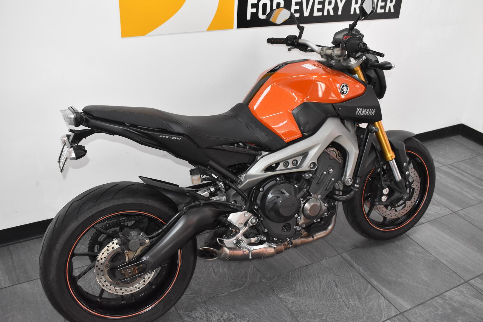 2015 YAMAHA MT-09 SPORTS