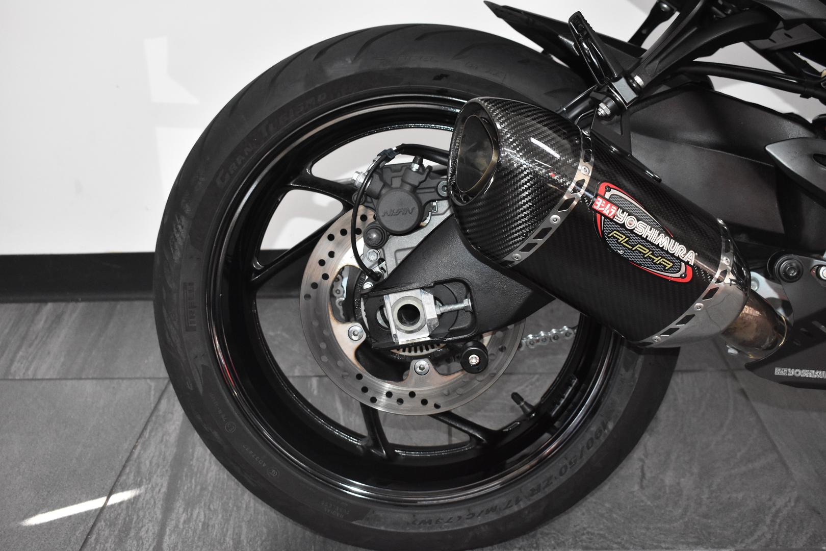 2016 SUZUKI GSX-S1000 ROAD