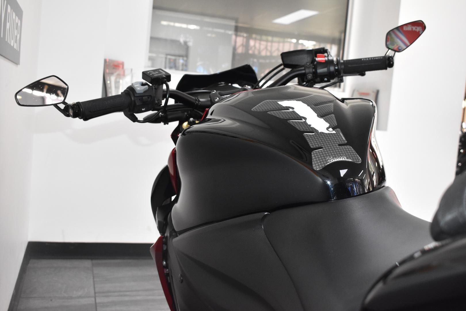 2016 SUZUKI GSX-S1000 ROAD