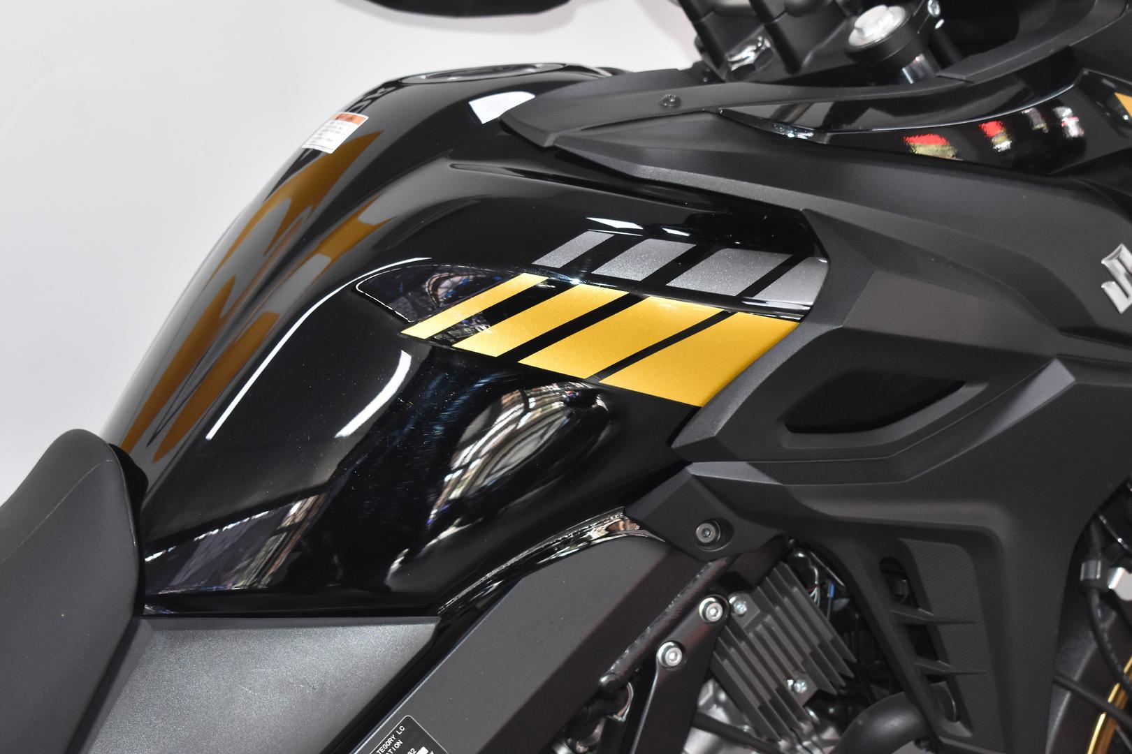 2020 SUZUKI V-STROM 650XT (DL650XA) DUAL SPORTS