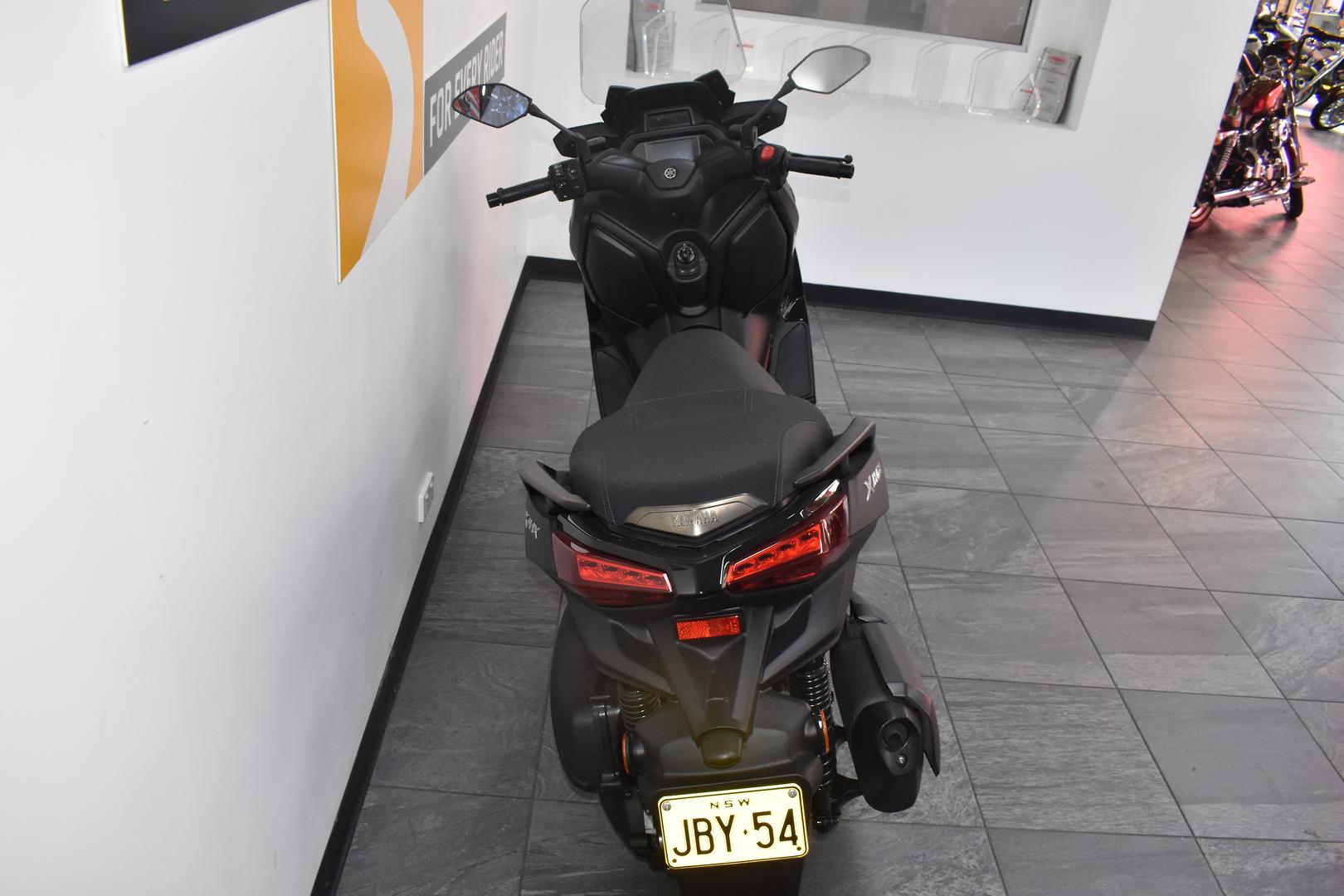 2024 YAMAHA XMAX 300 V2 (CZD300A2) SCOOTER