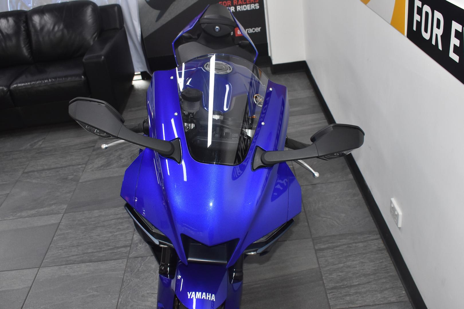 2024 YAMAHA YZF-R1 SPORTS
