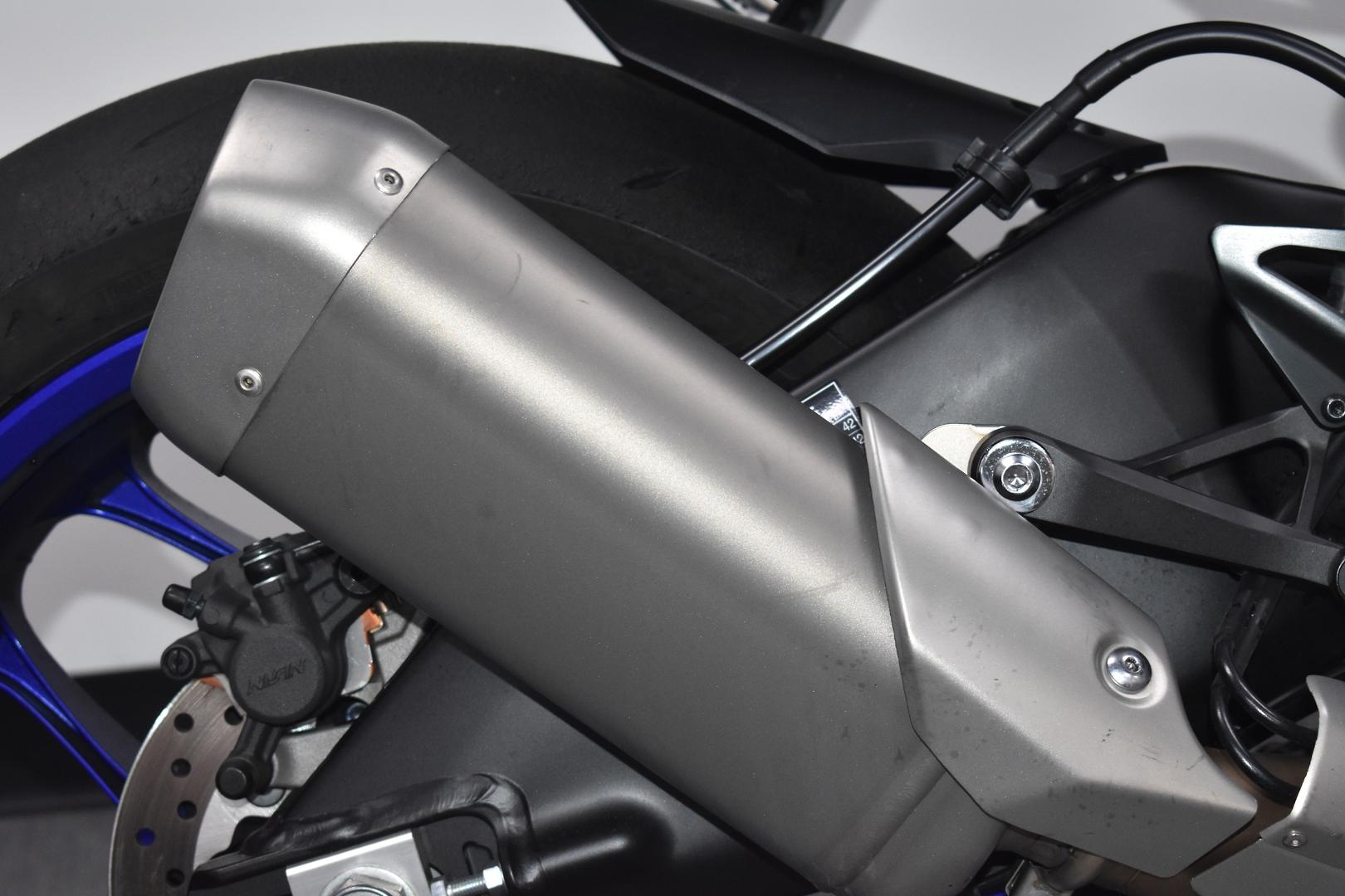 2024 YAMAHA YZF-R1 SPORTS