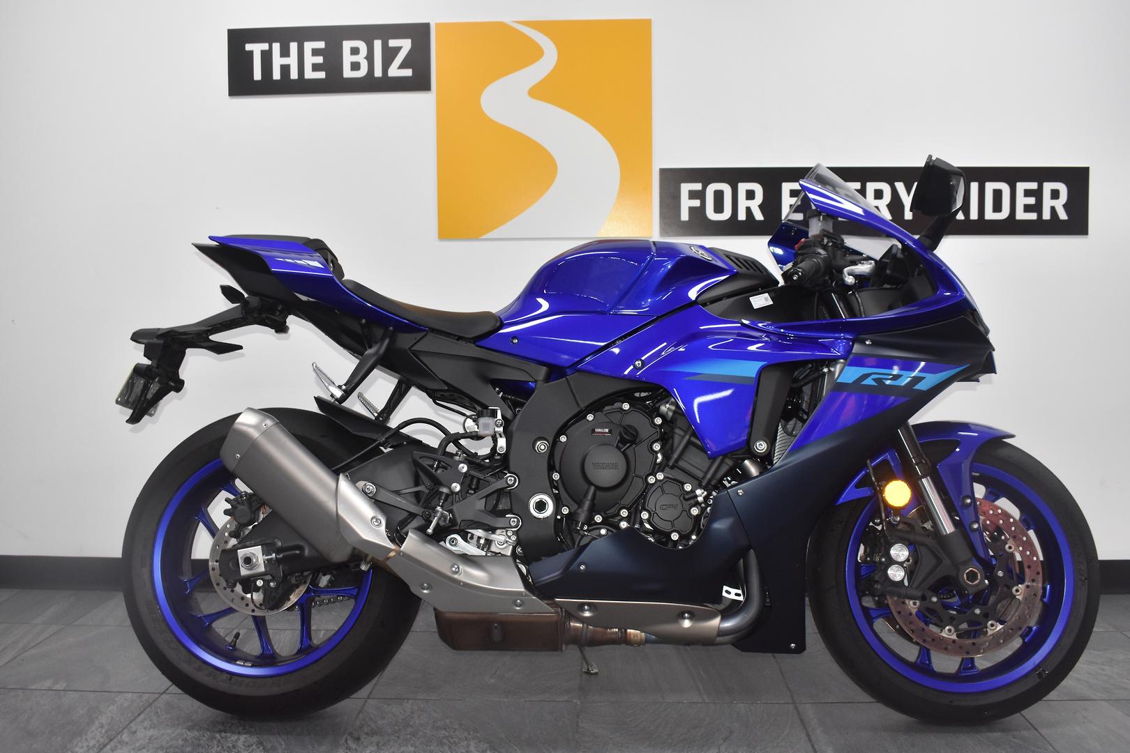 2024 YAMAHA YZF-R1 SPORTS