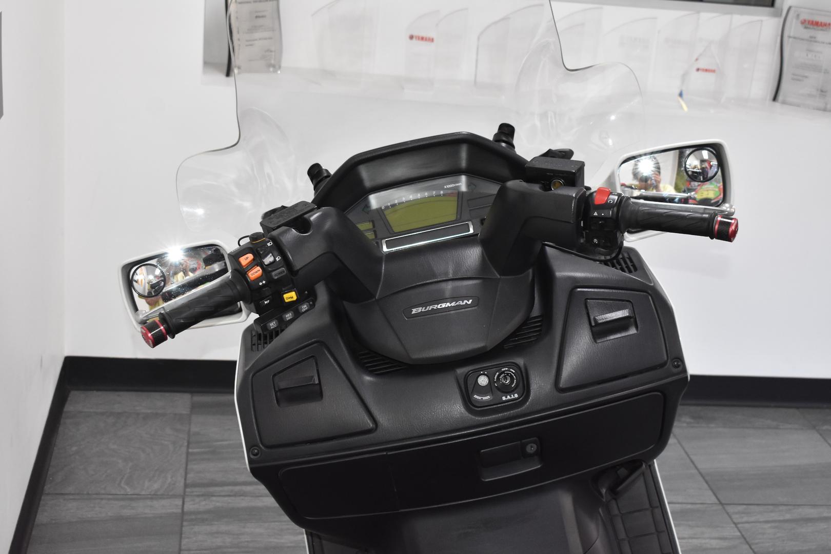 2006 SUZUKI BURGMAN 650 (AN650) SCOOTER