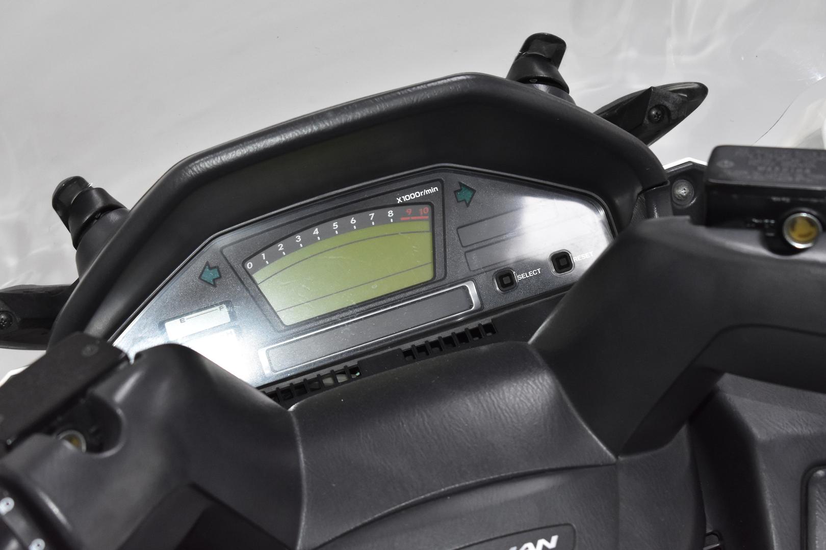 2006 SUZUKI BURGMAN 650 (AN650) SCOOTER