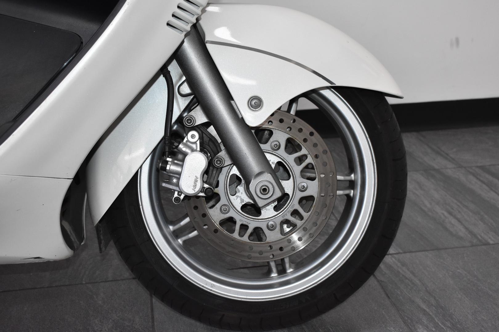 2006 SUZUKI BURGMAN 650 (AN650) SCOOTER