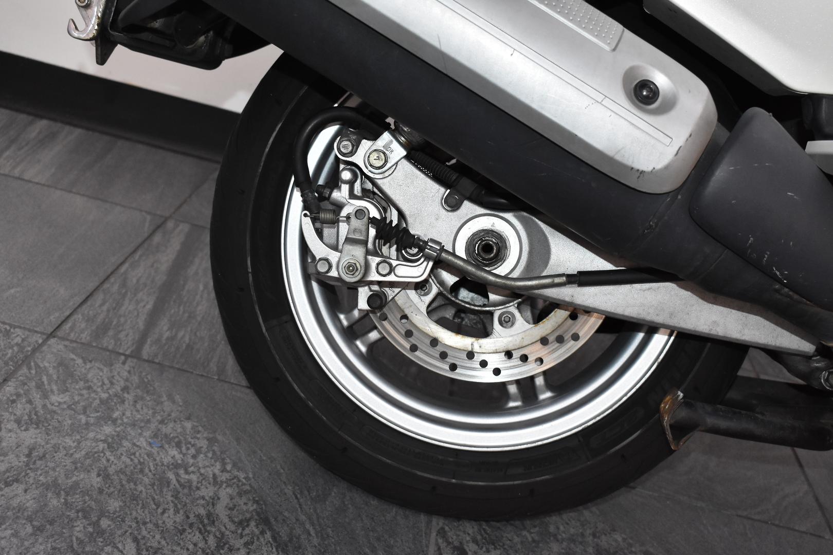 2006 SUZUKI BURGMAN 650 (AN650) SCOOTER