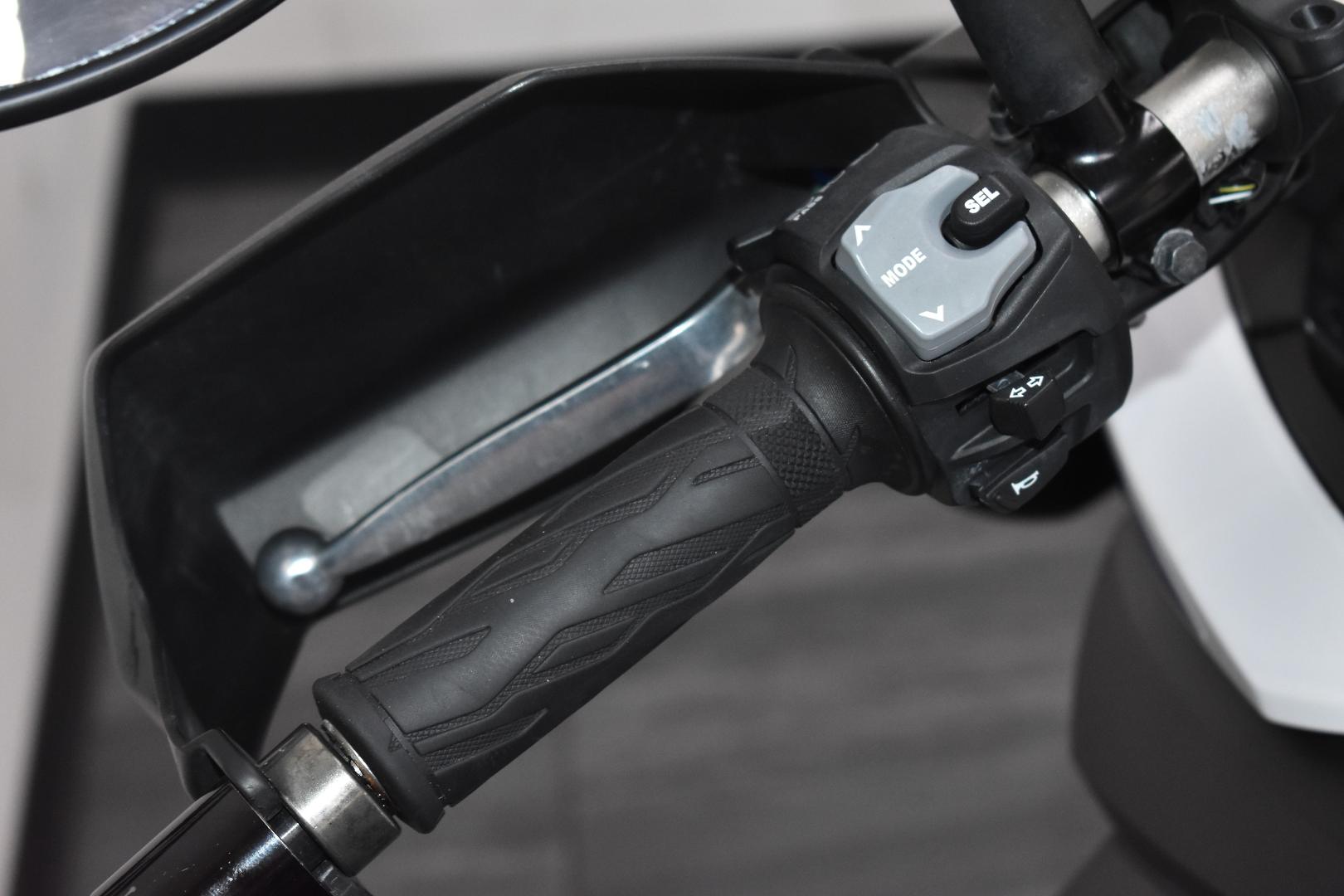 2019 SUZUKI V-STROM 650XT LAMS (DL650XAUE) DUAL SPORTS