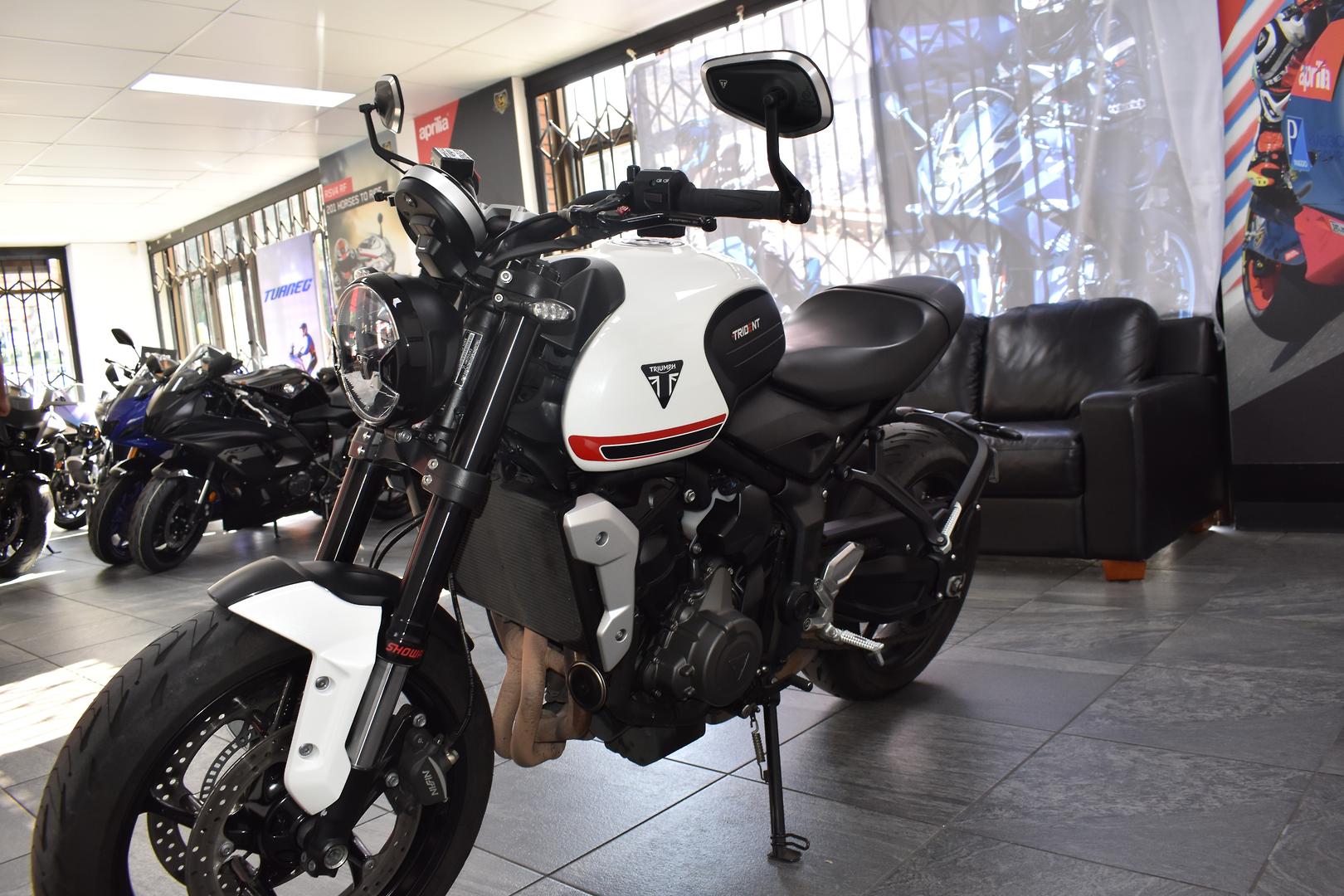 2022 TRIUMPH TRIDENT 660 ROAD