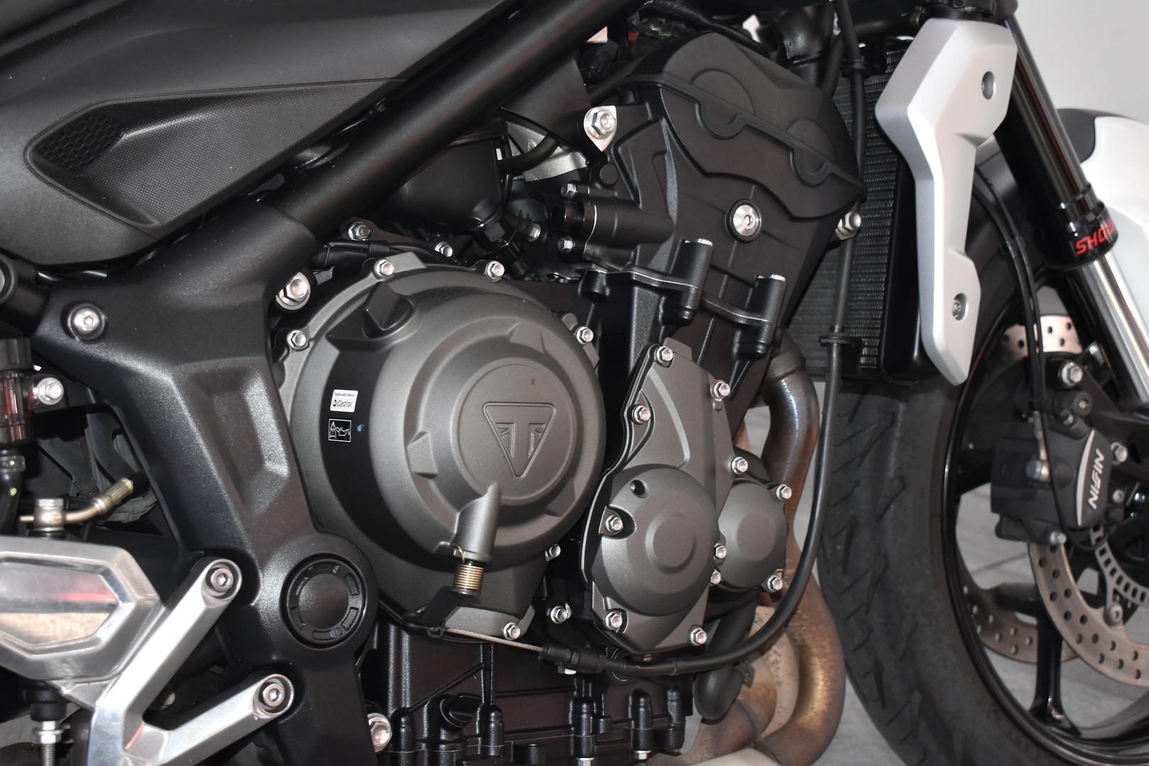 2022 TRIUMPH TRIDENT 660 ROAD