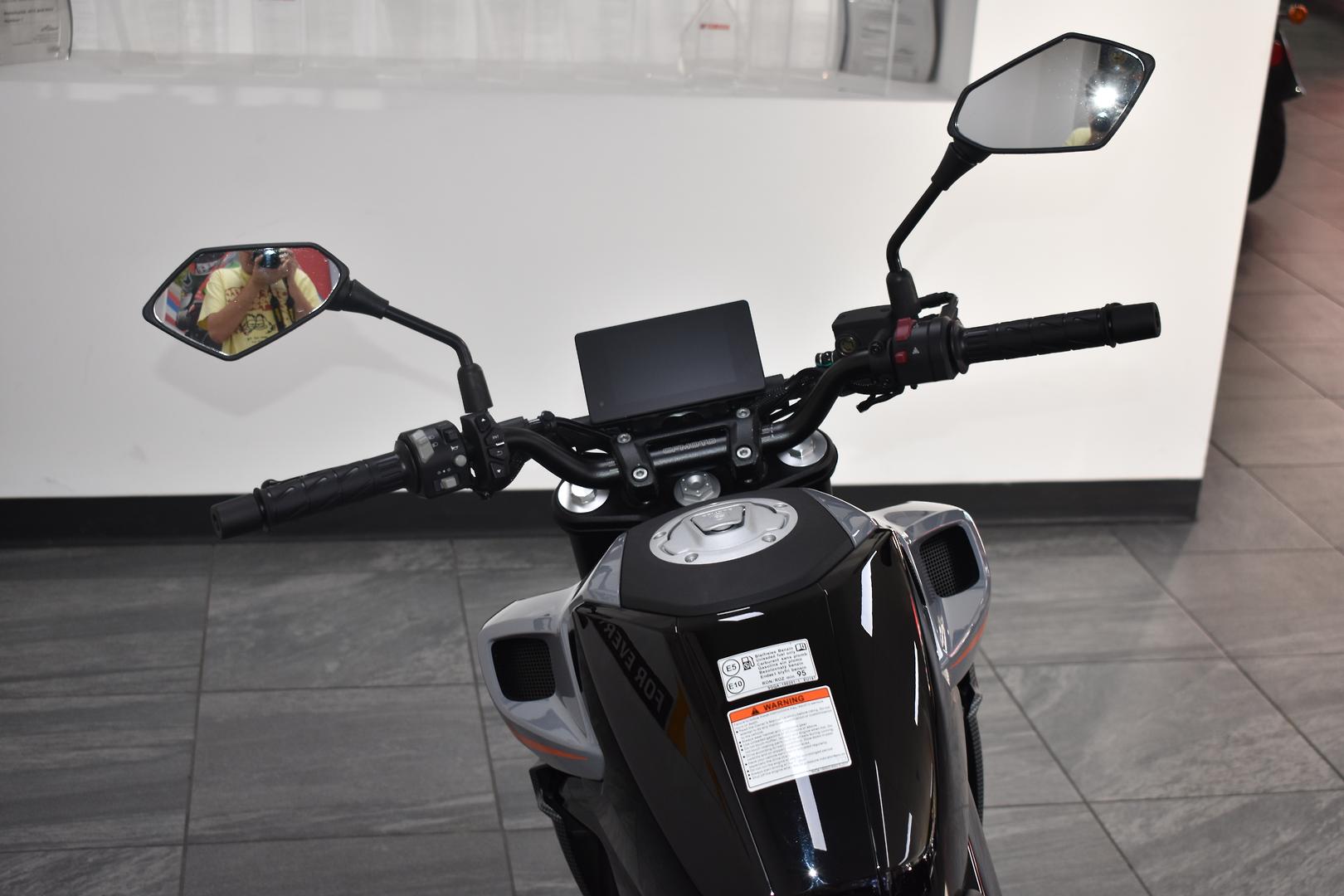 2024 CFMOTO 300NK MY23 ROAD