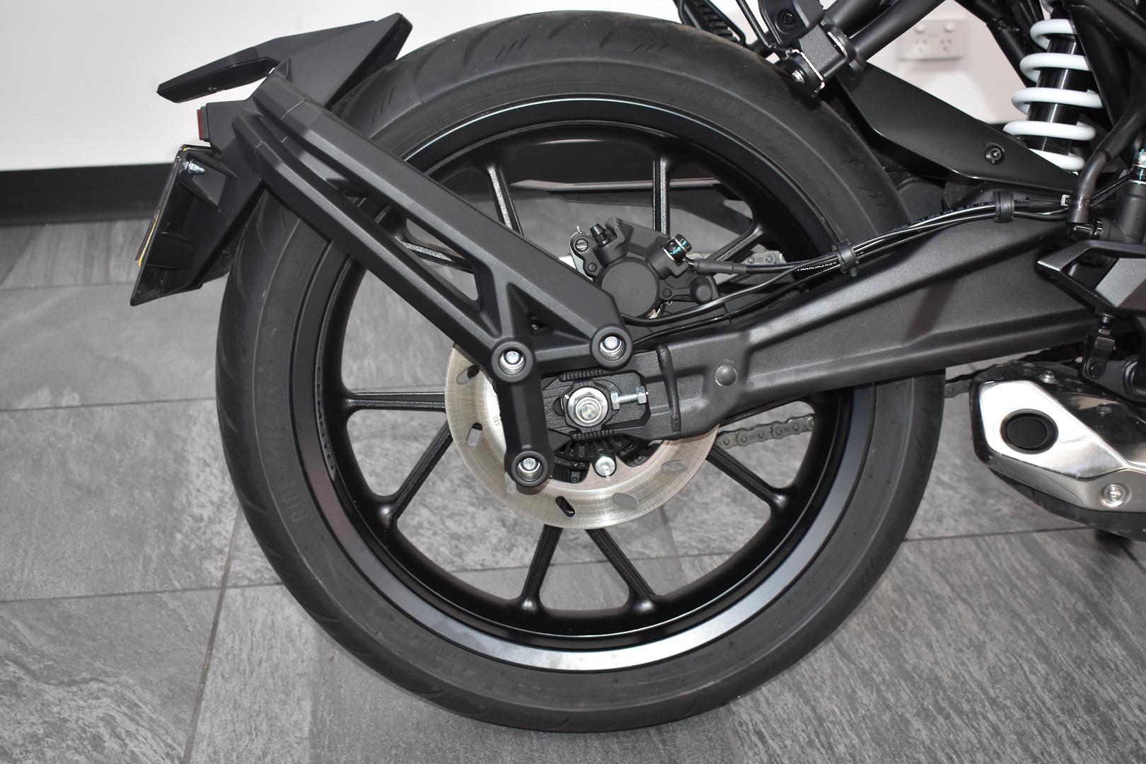 2024 CFMOTO 300NK MY23 ROAD
