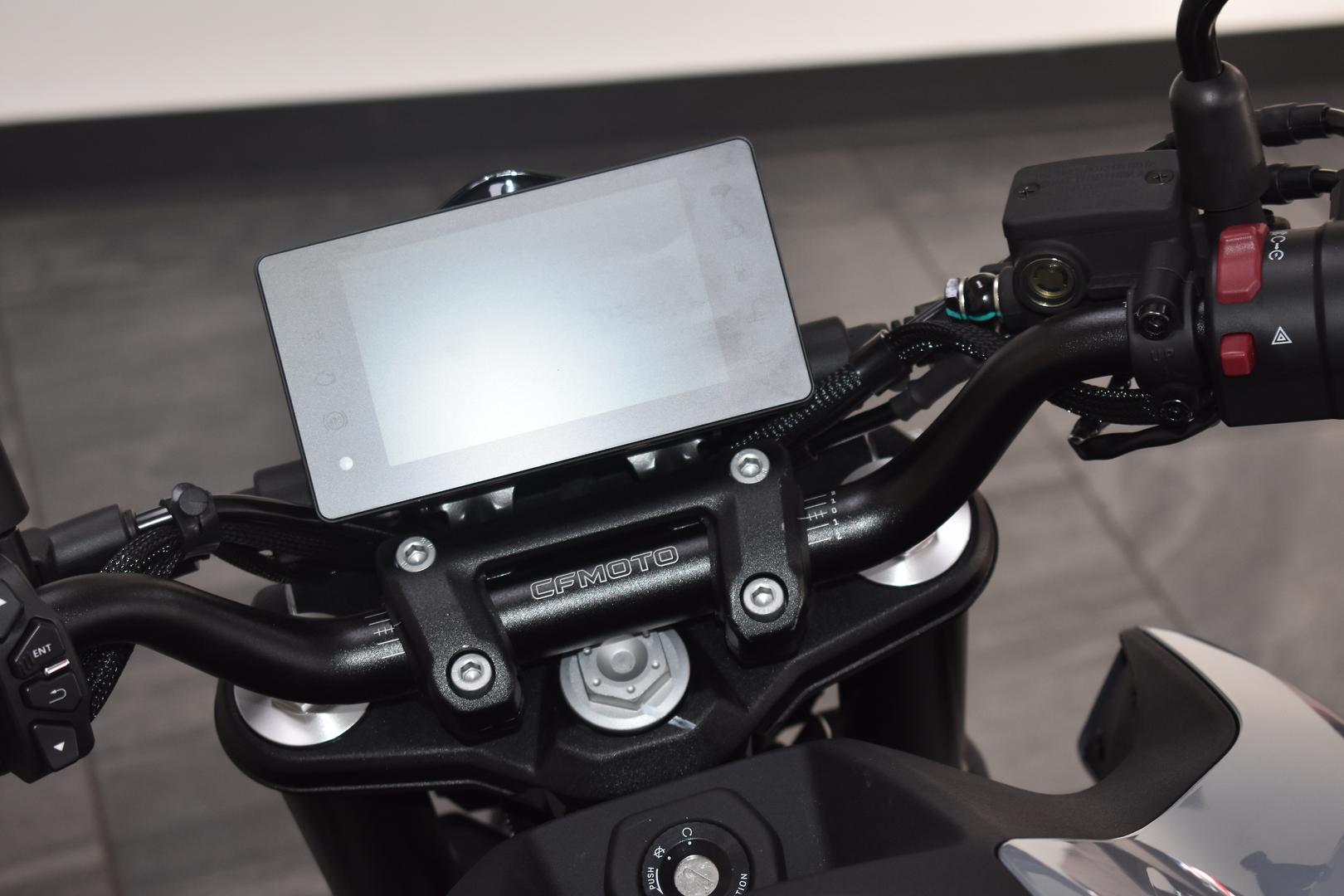 2024 CFMOTO 300NK MY23 ROAD