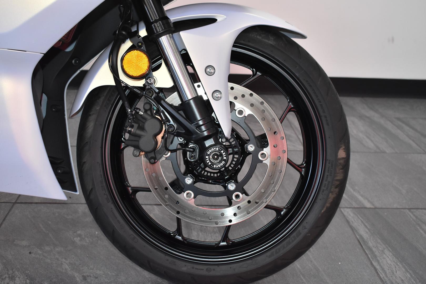 2025 YAMAHA YZF-R3 (YZF-R3A) SPORTS