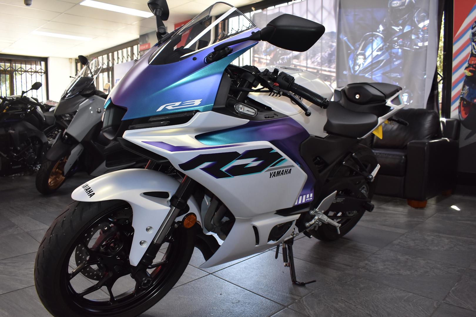 2025 YAMAHA YZF-R3 (YZF-R3A) SPORTS