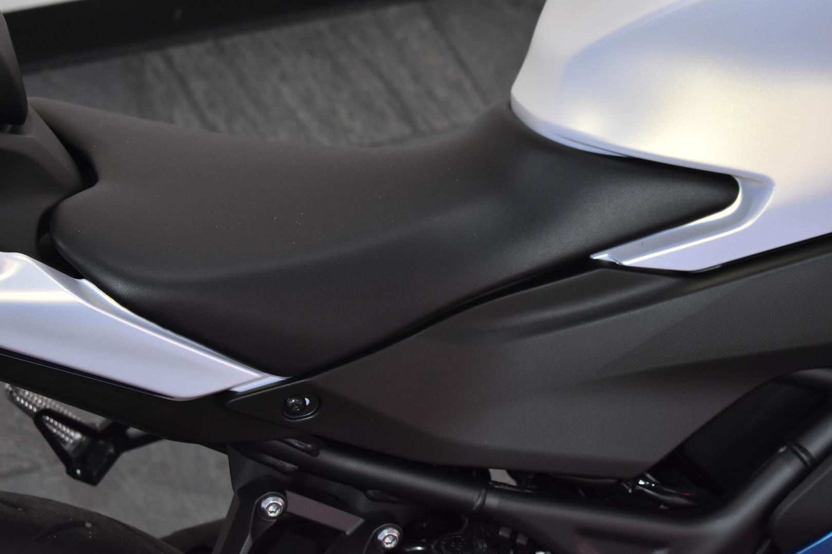 2025 YAMAHA YZF-R3 (YZF-R3A) SPORTS