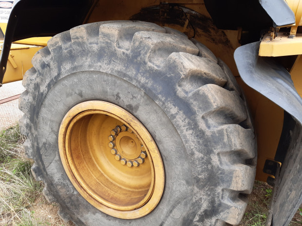 2015 CATERPILLAR 924K LOADER