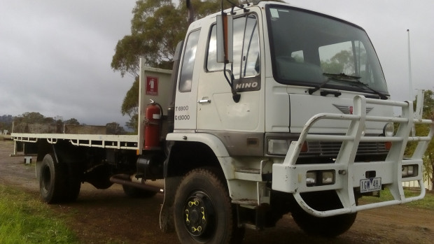 1993 HINO GT 17/OSPREY/RANGER GT 4X4 MANUAL TRAY