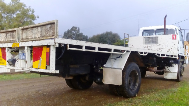 1993 HINO GT 17/OSPREY/RANGER GT 4X4 MANUAL TRAY