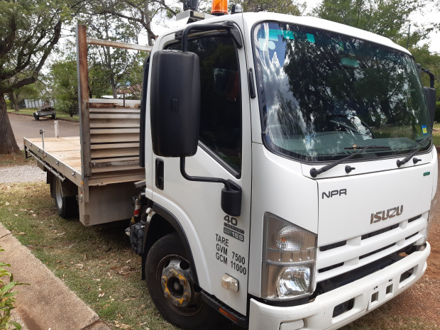 2012 ISUZU NPR NH 400 MEDIUM 6 SP MANUAL C/CHAS
