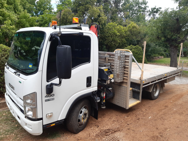 2012 ISUZU NPR NH 400 MEDIUM 6 SP MANUAL C/CHAS
