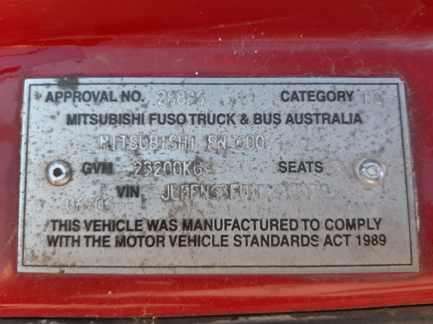 2006 MITSUBISHI FUSO FIGHTER FN FN61F 14.0 XLWB 9 SP MANUAL C/CHAS