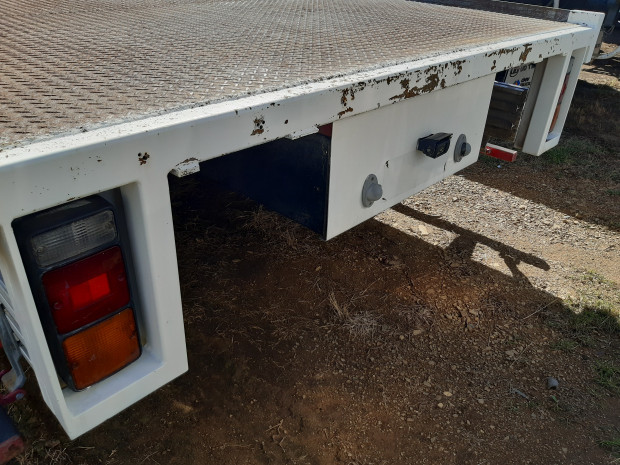 2006 MITSUBISHI FUSO FIGHTER FN FN61F 14.0 XLWB 9 SP MANUAL C/CHAS