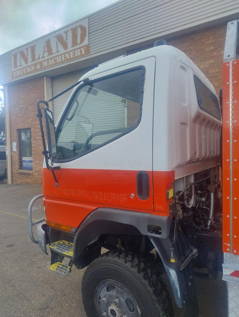 2003 MITSUBISHI CANTER FG FG649 4x4 SWB 5 SP MANUAL FIRE TRUCK
