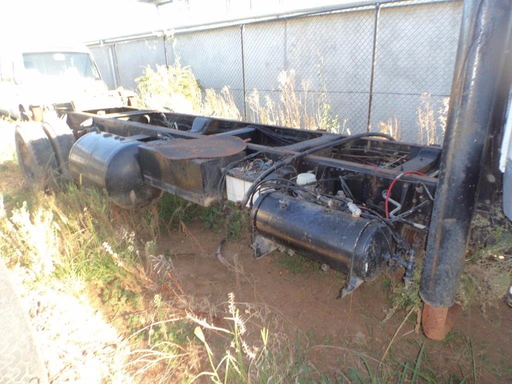 1995 MITSUBISHI FM 517WS (4x4) 6 SP MANUAL CREW C/CHAS