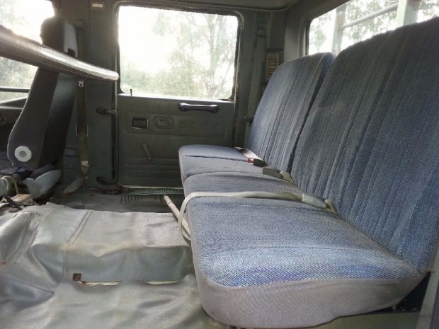 2000 MITSUBISHI FIGHTER FM 600 CRANE TRUCK
