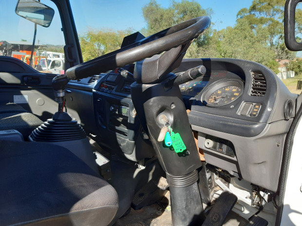 2003 ISUZU FVR FY 950 MEDIUM 7 SP MANUAL + O/DRIVE C/CHAS