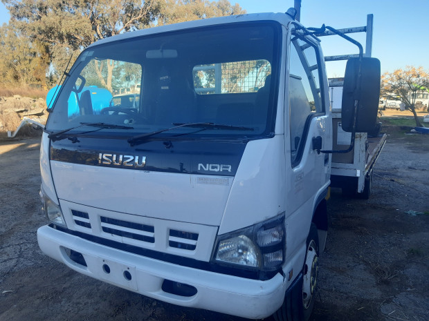 2007 ISUZU NQR N5 450 MEDIUM 6 SP MANUAL C/CHAS