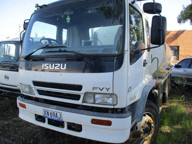 2004 ISUZU FVY F3 1400 LONG 10 SP MANUAL C/CHAS