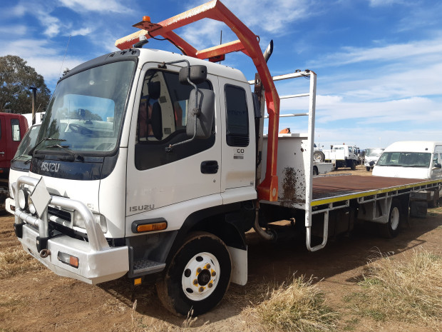 2007 ISUZU FRR F3 500 LONG 6 SP MANUAL C/CHAS